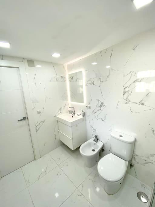 Casa Casablanca Lägenhet Torremolinos Exteriör bild